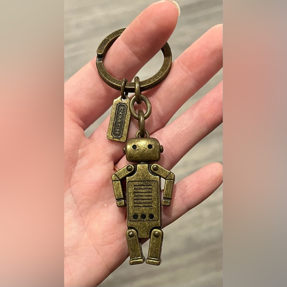 Coach Robot Keychain! - Picture 3 of 6